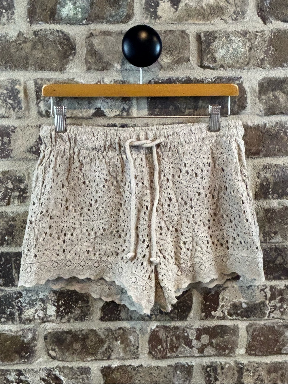 Ban Jara Crochet Drawstring Shorts in Beige